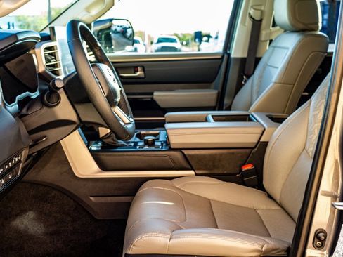 Used 2024 Toyota Tundra Limited image 27