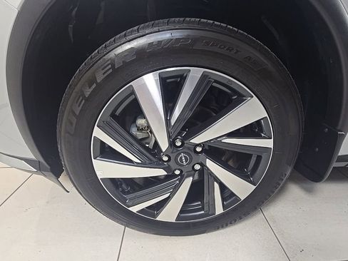 Used 2023 Nissan Murano SL w/ SL Moonroof Package FWD image 9
