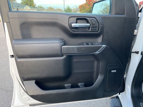 Used 2022 GMC Sierra 1500 AT4 w/ AT4 Premium Package image 25