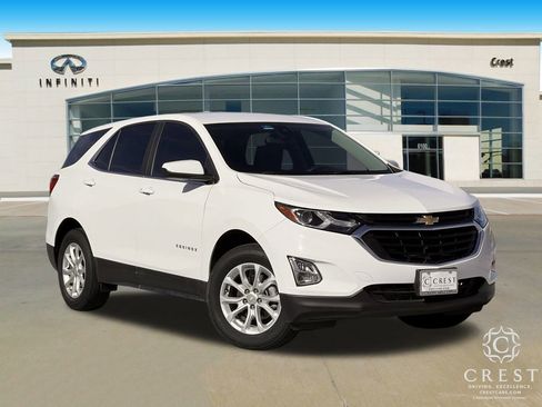 Used 2021 Chevrolet Equinox LT image 2