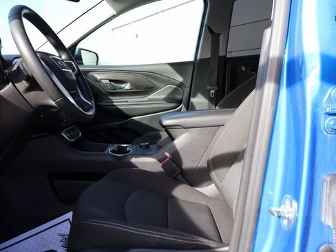 Used 2024 GMC Terrain SLE image 22