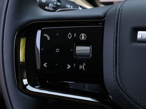 New 2026 Land Rover Range Rover Velar S AWD/4WD image 18