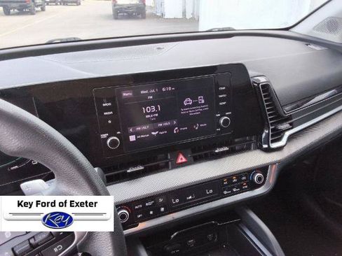 Used 2023 Kia Sportage LX AWD/4WD image 27