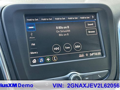 Used 2020 Chevrolet Equinox LT image 35