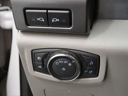 Used 2021 Ford F250 XLT w/ XLT Premium Package image 32