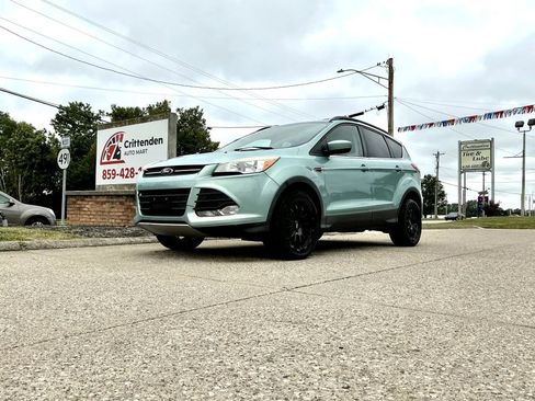 Used 2013 Ford Escape SE AWD/4WD image 30