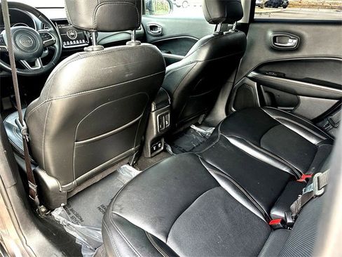 Used 2019 Jeep Compass Limited image 19