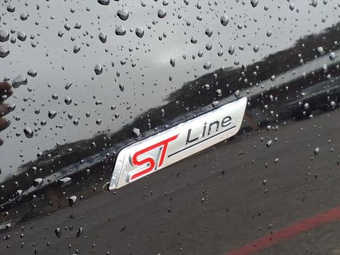 Certified 2025 Ford Escape ST-Line image 3