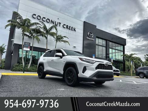 Used 2024 Toyota RAV4 XLE FWD image 1