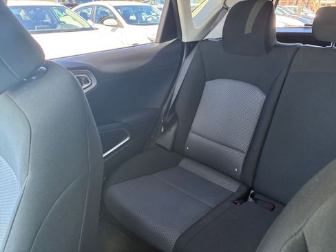 Used 2025 Kia Soul LX w/ LX Technology Package image 37