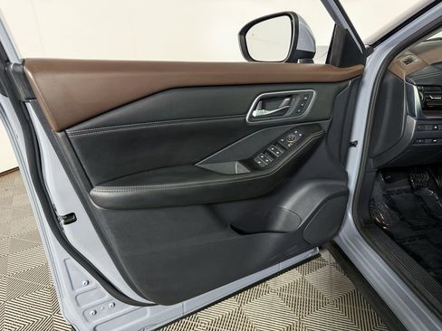 Certified 2021 Nissan Rogue SL w/ Premium Package AWD/4WD image 47