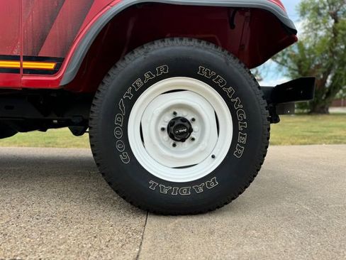 Used 1985 Jeep Scrambler image 32