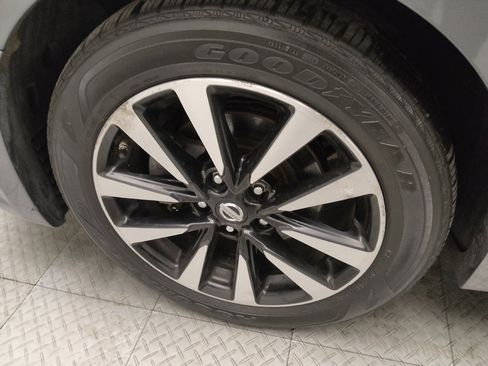 Used 2018 Nissan Altima 2.5 SV image 31