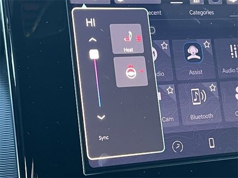 New 2025 Jeep Grand Cherokee Altitude image 23