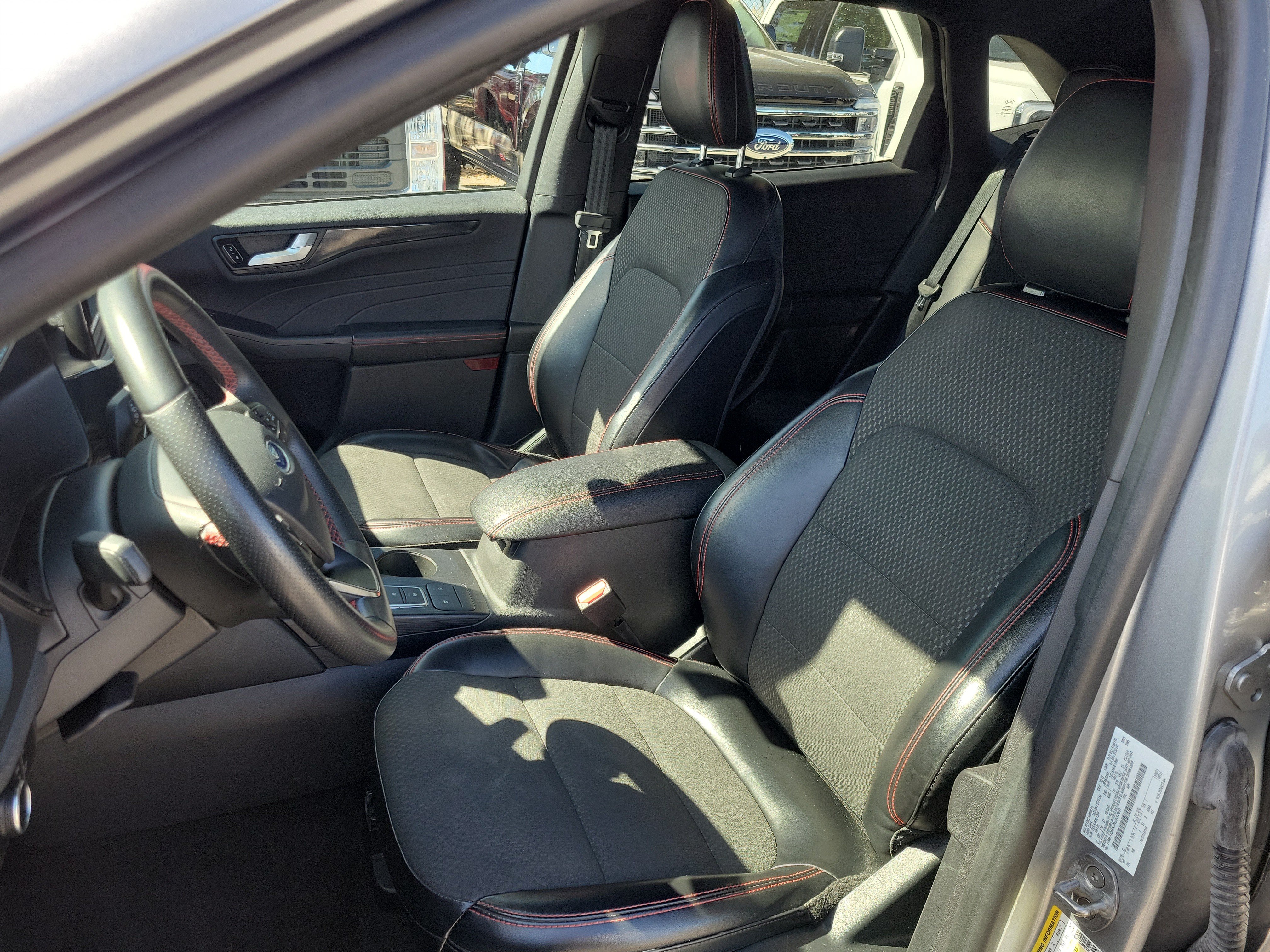 Used 2024 Ford Escape ST-Line FWD image 19
