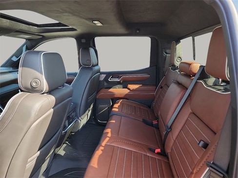 New 2024 GMC Sierra 1500 Denali Ultimate image 8