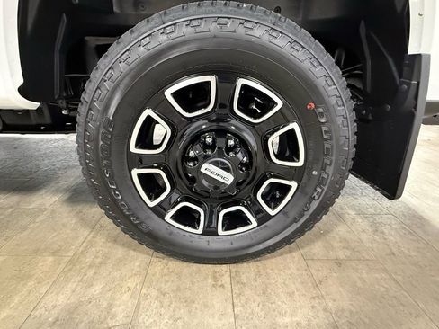 New 2026 Ford F250 Platinum AWD/4WD image 14