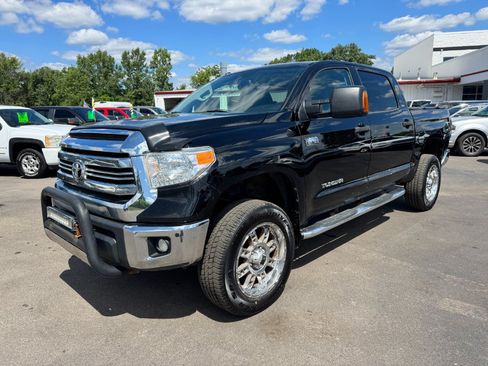 Used 2015 Toyota Tundra SR5 AWD/4WD image 1
