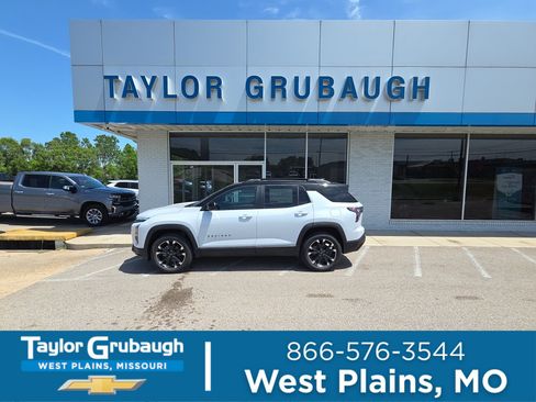 New 2026 Chevrolet Equinox RS w/ Convenience Package III FWD image 1