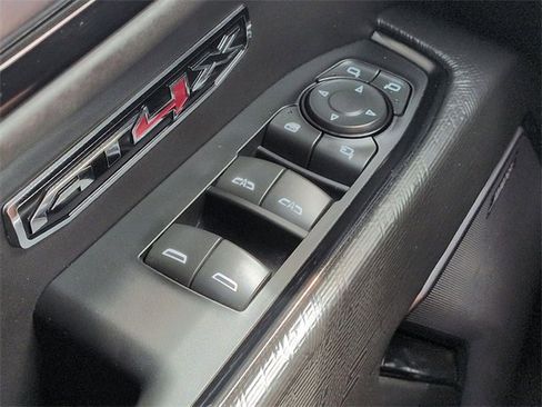 Used 2022 GMC Sierra 1500 AT4X image 23