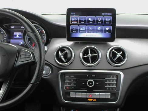 Used 2019 Mercedes-Benz GLA 250 image 54