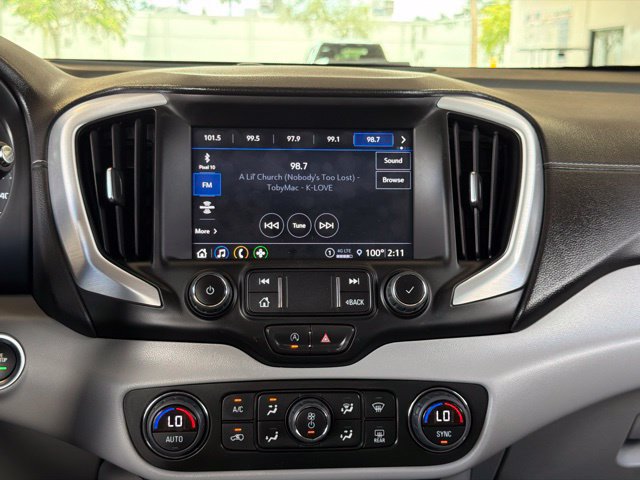 Used 2023 GMC Terrain SLT w/ Tech Package FWD image 18