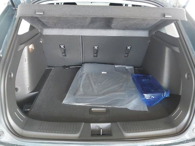 New 2026 Chevrolet Trax LT w/ Driver Confidence Package FWD image 30