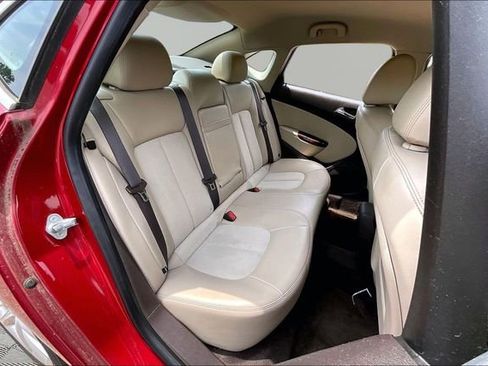 Used 2014 Buick Verano FWD image 17