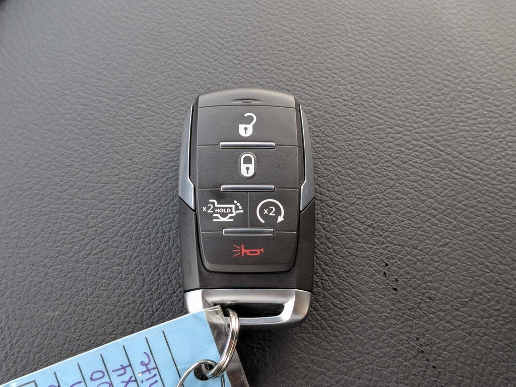 New 2026 RAM 1500 Big Horn AWD/4WD image 26
