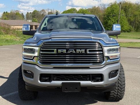 Used 2024 RAM 2500 Laramie AWD/4WD image 2