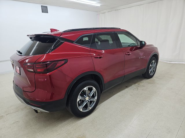 Used 2023 Chevrolet Blazer LT w/ Convenience Package FWD image 17
