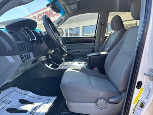 Used 2012 Toyota Tacoma PreRunner w/ SR5 Pkg image 23