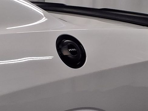 Used 2017 Dodge Challenger R/T RWD image 12