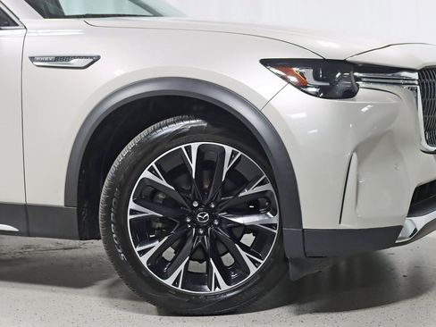 Used 2024 MAZDA CX-90 Plug-In Hybrid w/ Premium Pkg AWD/4WD image 5