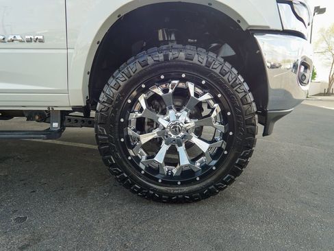Used 2022 RAM 2500 Limited AWD/4WD image 13