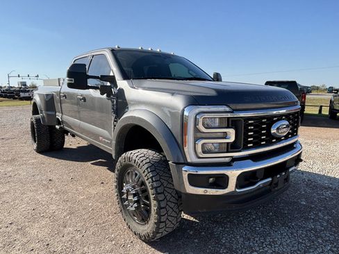 Used 2023 Ford F450 Lariat w/ Lariat Ultimate Package image 6
