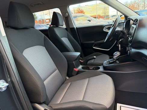 Certified 2024 Kia Soul LX w/ Option Group 015 image 14
