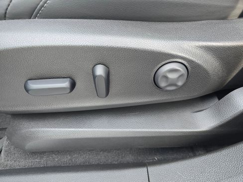 Used 2019 Buick Envision Essence w/ LPO, Active Package image 26