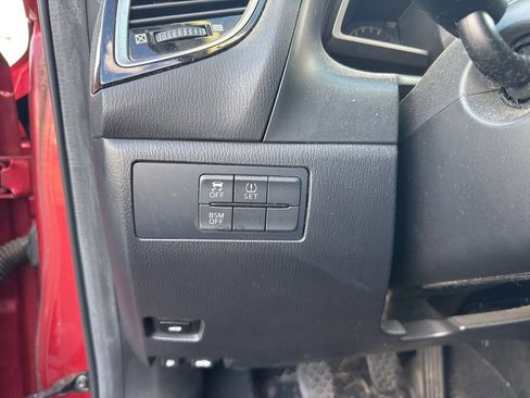 Used 2016 MAZDA MAZDA3 i Sport w/ Preferred Equipment Package image 21