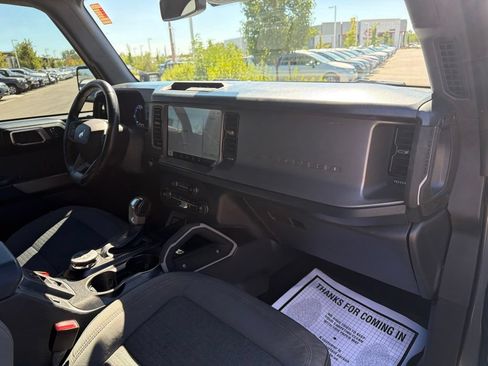 Used 2023 Ford Bronco Outer Banks AWD/4WD image 13