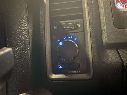 Used 2016 RAM 3500 Tradesman w/ Chrome Appearance Group image 45