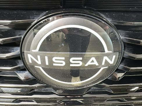 Used 2024 Nissan Sentra SV w/ All-Weather Package FWD image 9