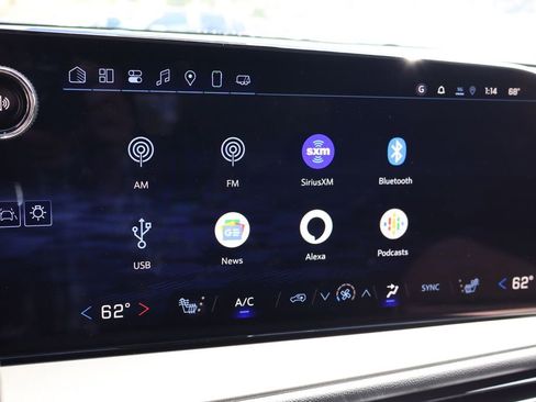 New 2025 Chevrolet Traverse LT w/ Sun and Wheel Package image 20