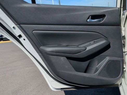 Used 2022 Nissan Altima 2.5 S image 23