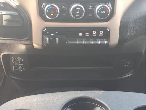Used 2024 RAM 2500 Laramie w/ Safety Group AWD/4WD image 26
