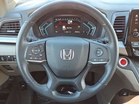 Used 2023 Honda Odyssey EX-L image 27