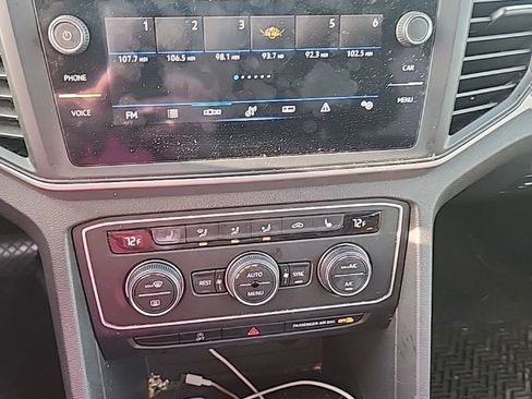 Used 2021 Volkswagen Atlas SE w/ Panoramic Sunroof Package image 8