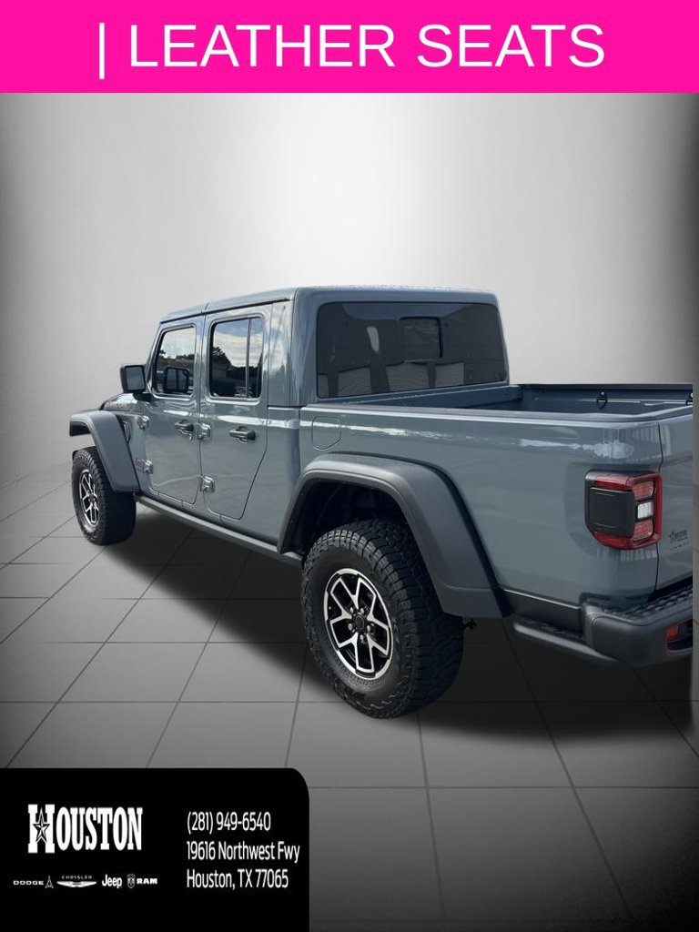 Used 2025 Jeep Gladiator Rubicon w/ Convenience Group AWD/4WD image 11