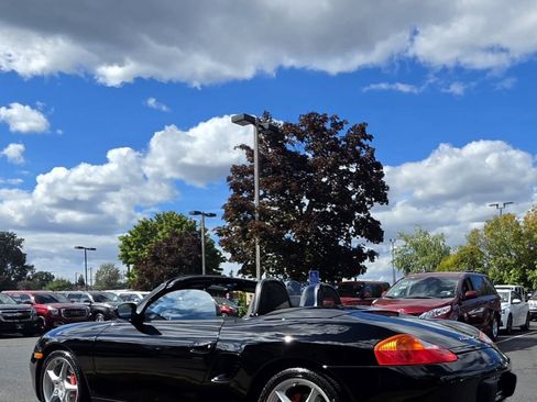 Used 2002 Porsche Boxster S RWD image 8