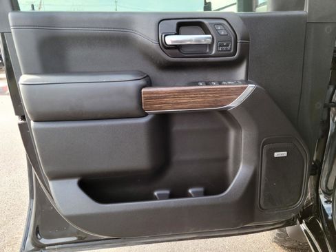 Used 2022 Chevrolet Silverado 2500 High Country image 8